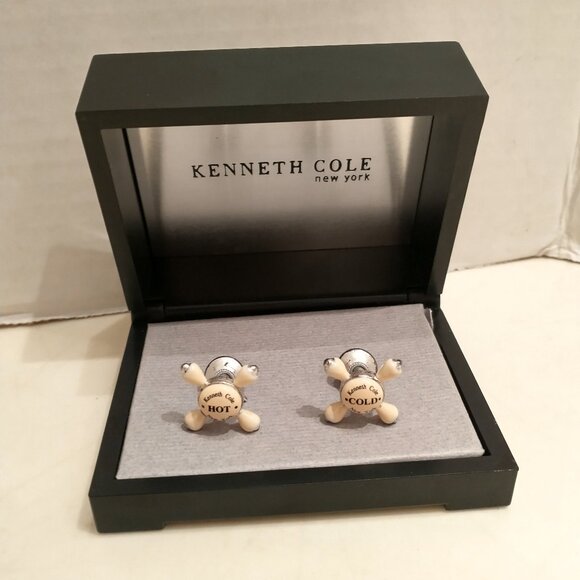 FUNKY VINTAGE KENNETH COLE CUFFLINKS, WHITE/SILVER - Picture 11 of 11